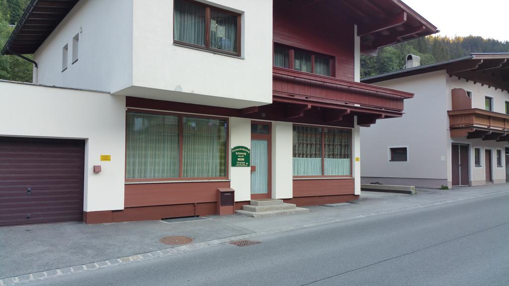 Ferienwohnung Schweng Tux Bagian luar foto