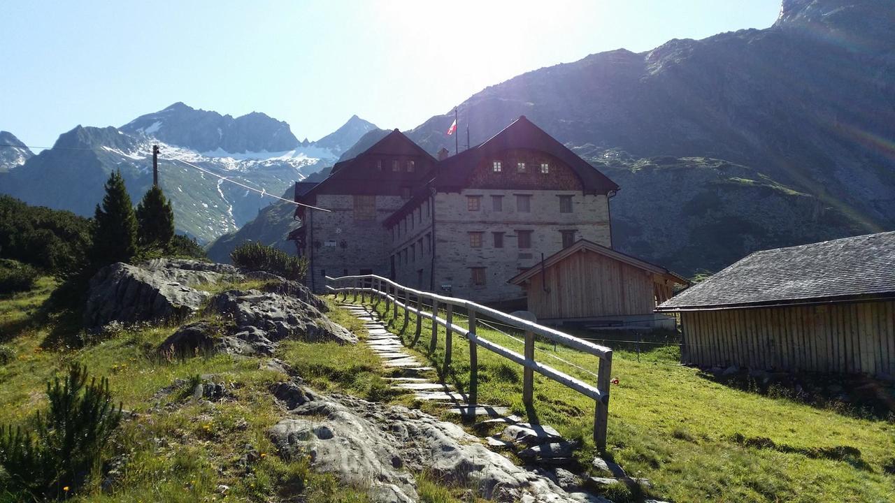 Ferienwohnung Schweng Tux Bagian luar foto